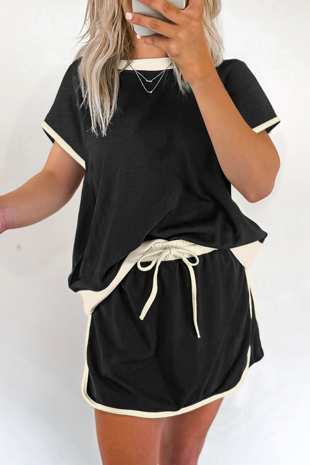 品良く着こなすため $10.4 Black Colorblock Edge Drop Shoulder T Shirt and Skort その他