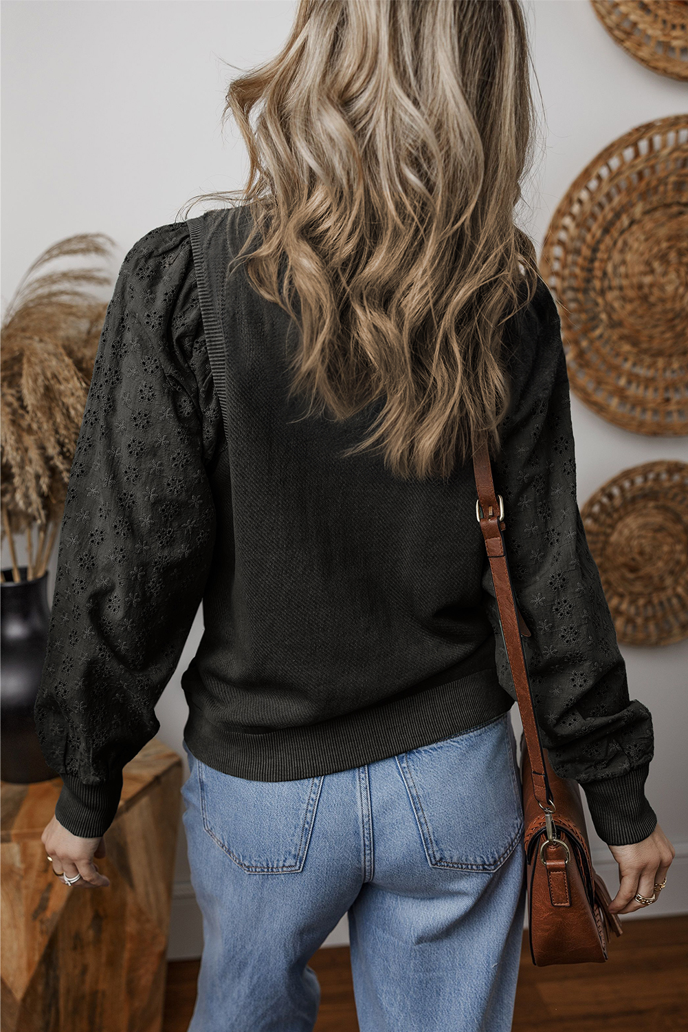 Black Solid Patchwork Sleeve Round Neck Sweatshirt