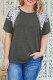Camiseta gris de manga con estampado de mezcla desgastada de talla grande