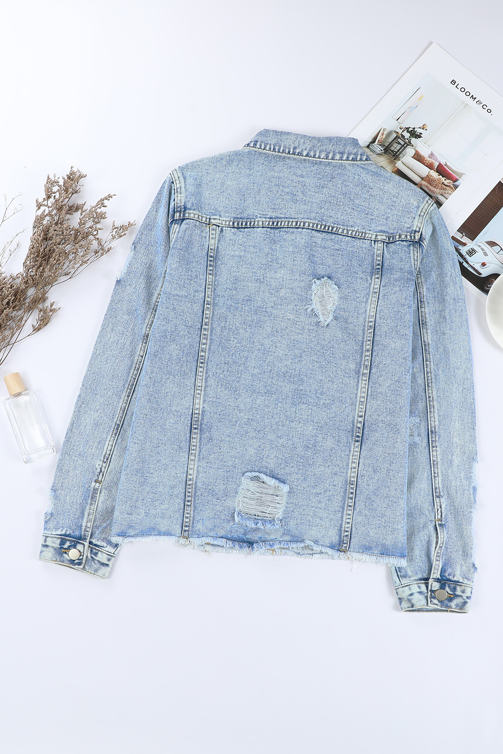 $14.3 Sky Blue Lapel Distressed Raw Hem Buttons Denim Jacket Wholesale