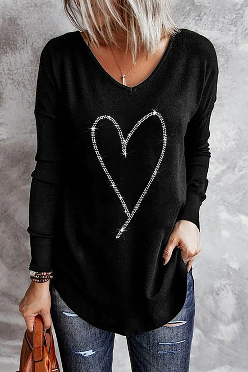 $8.3 Black Rhinestone Heart Shaped V Neck Long Sleeve Top Wholesale