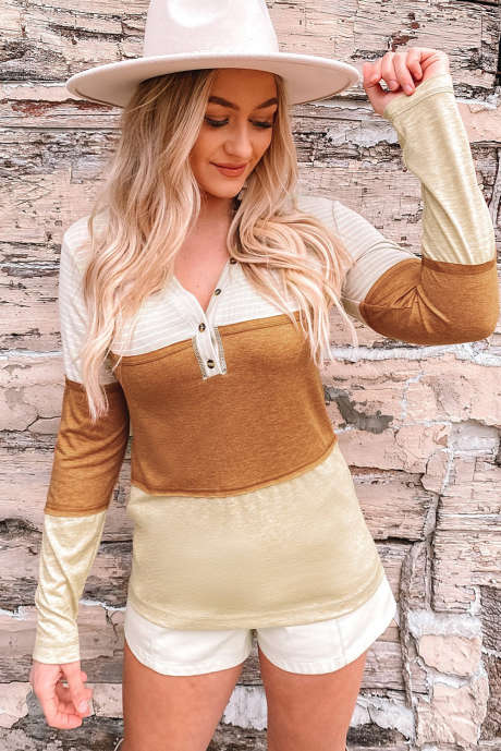 Oranje gestreepte henley top met kleurvlakken