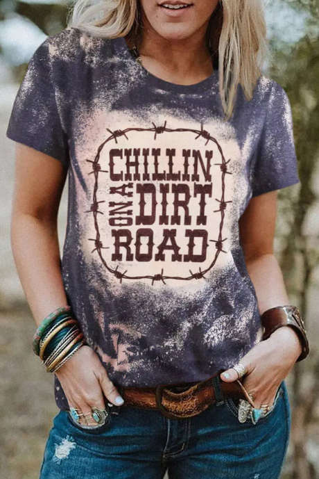 Blå CHILLIN PÅ EN GRUSVÄG Blekt grafisk t-shirt