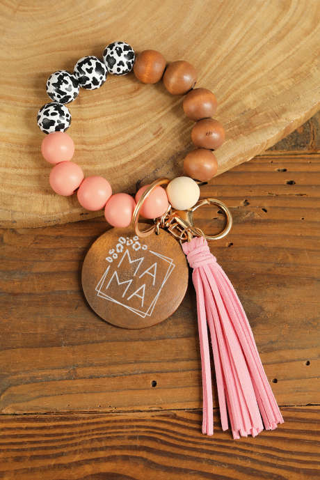 Roze MAMA houten hanger met luipaard franje sleutelhanger