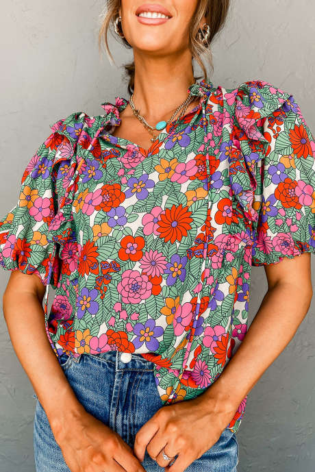 Blusa con lazo floral y cuello dividido con volantes y manga abullonada roja