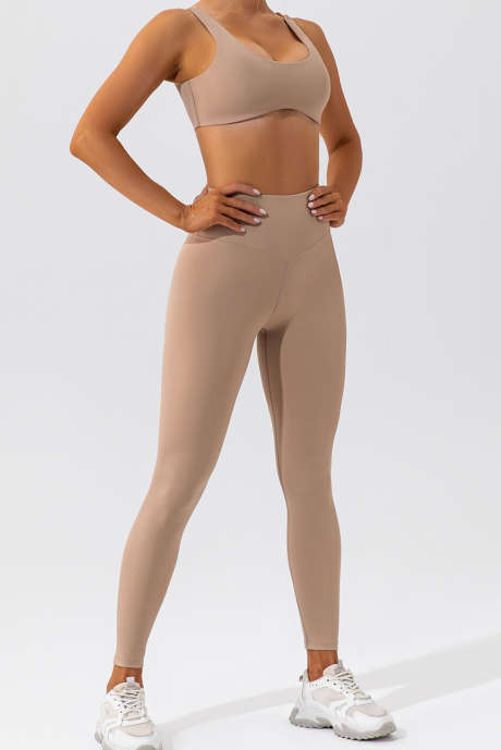 Licht Frans beige effen kleur actieve bh en legging met hoge taille trainingsset