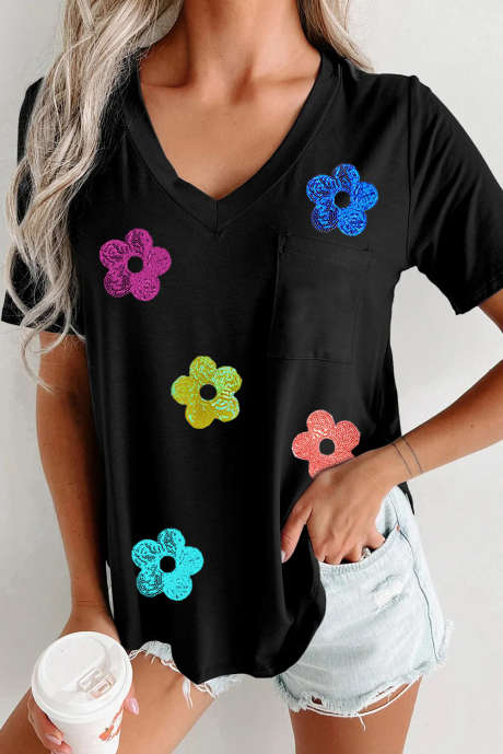 Zwart T-shirt met V-hals en bloemenpockets met lovertjes