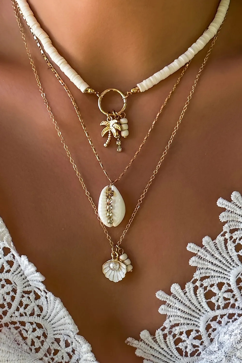 Collier pendentif coquillage