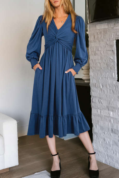 Robe bleu marine unie à manches bouffantes torsadées sur le devant et volants LC6121363-P905