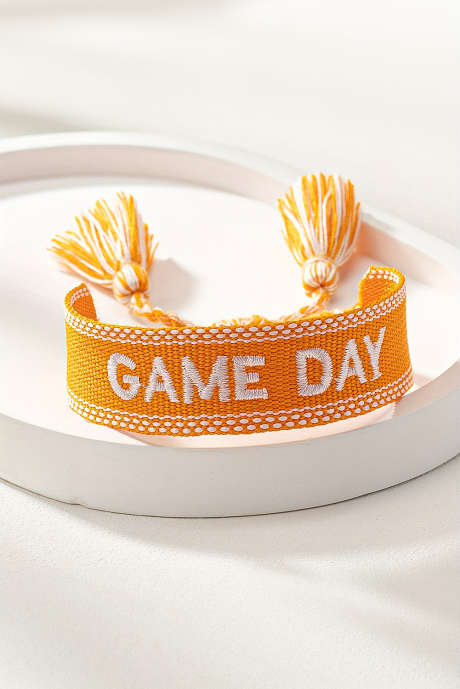 Ginger GAME DAY geborduurde geweven kwastjes decor armband