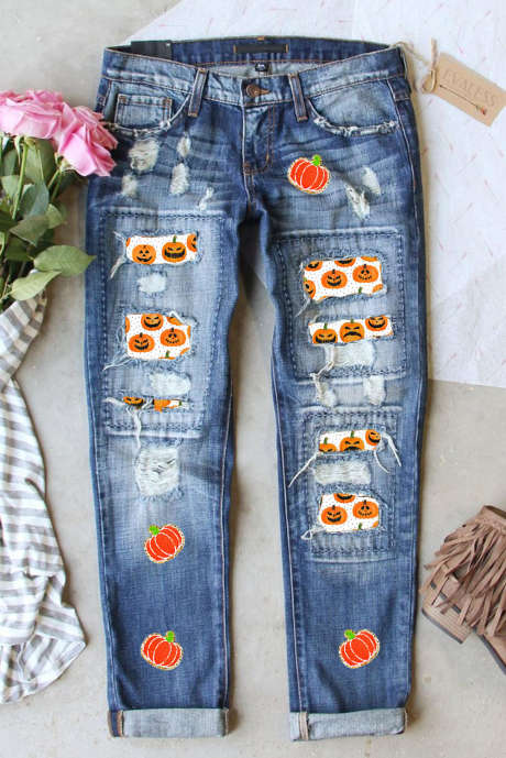 Jeans dritti di Halloween patchwork di zucca strappati blu cielo