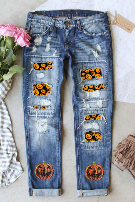 Jeans a gamba dritta effetto invecchiato patchwork zucca di Halloween azzurro cielo