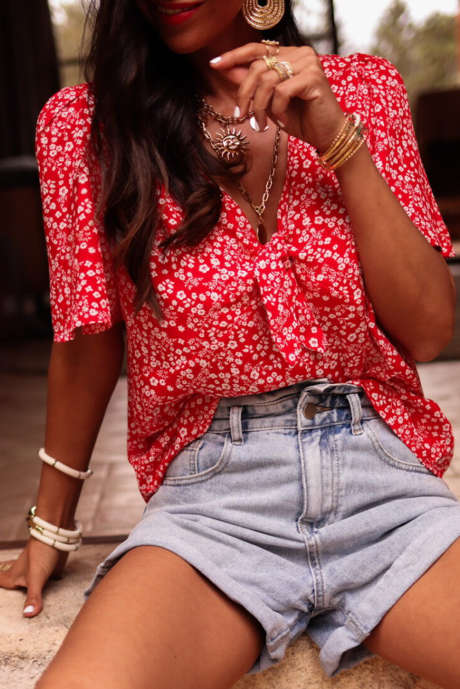 Red Boho Floral Printed Half Sleeve Knotted V Neck Blouse