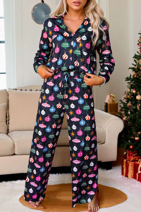 Conjunto de pijama de camisa e calça com estampa de luzes de Natal coloridas azul marinho