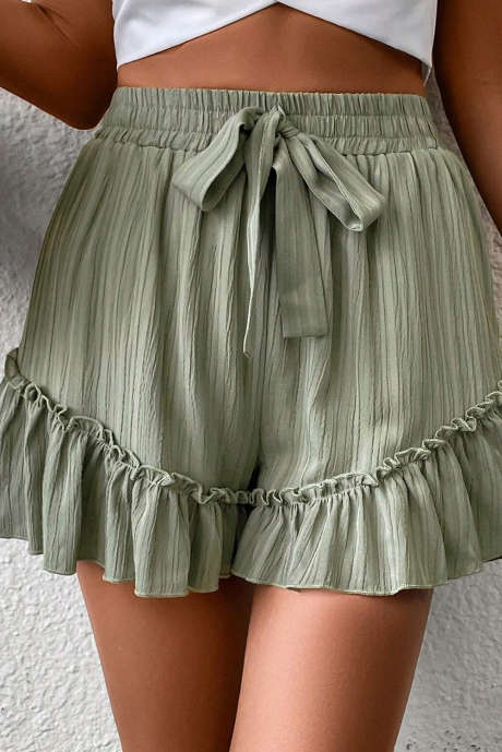 Laurel Green Textured Tie Midja Ruffle Hem Shorts
