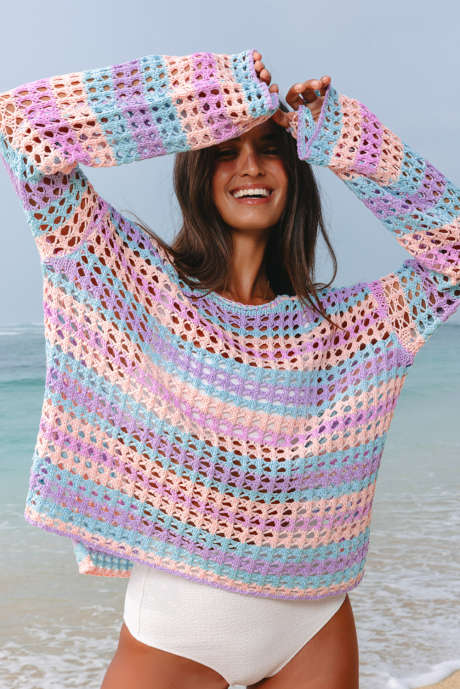 Copricostume da spiaggia con maglione aperto a righe multiple viola