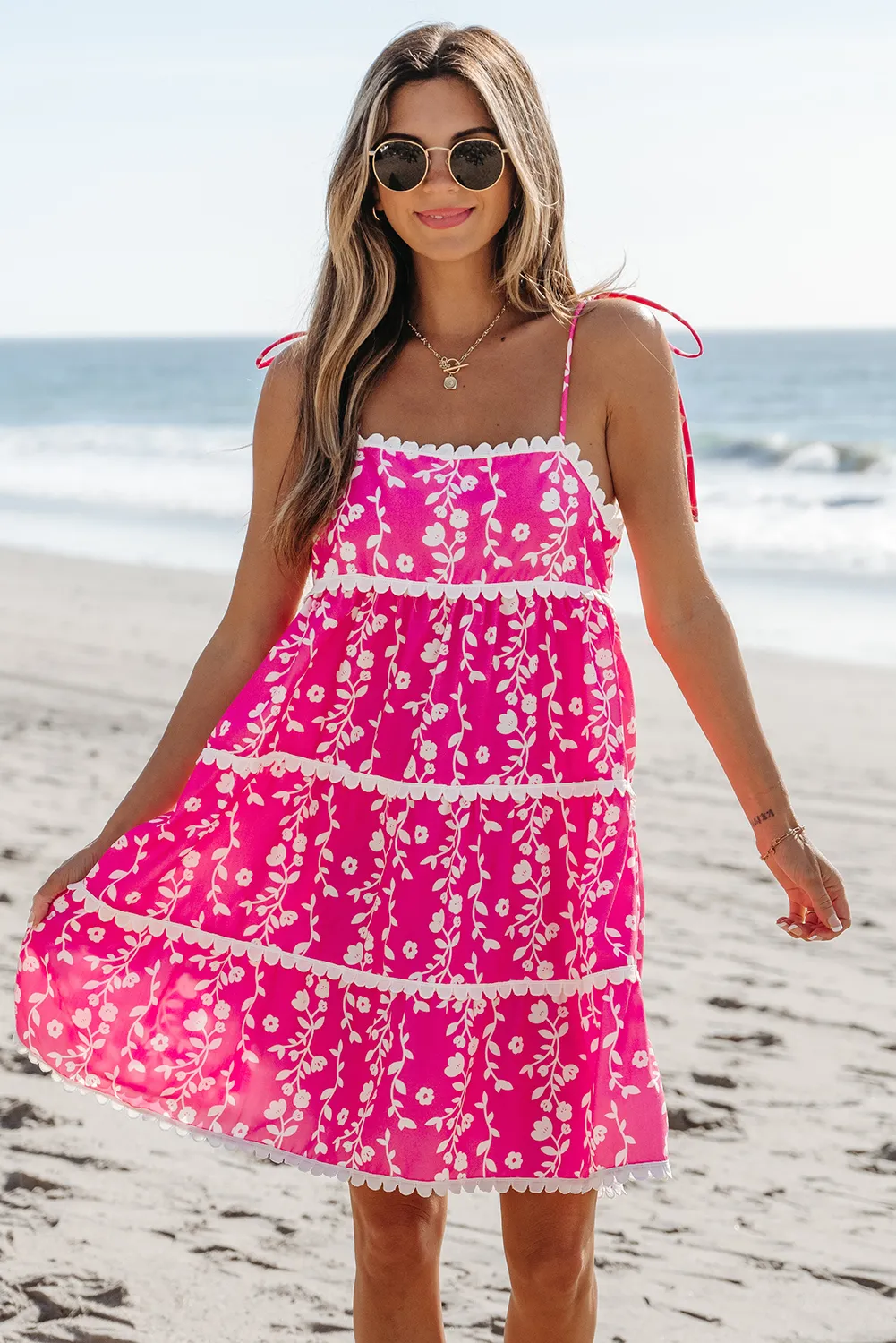 robe courte rose vif