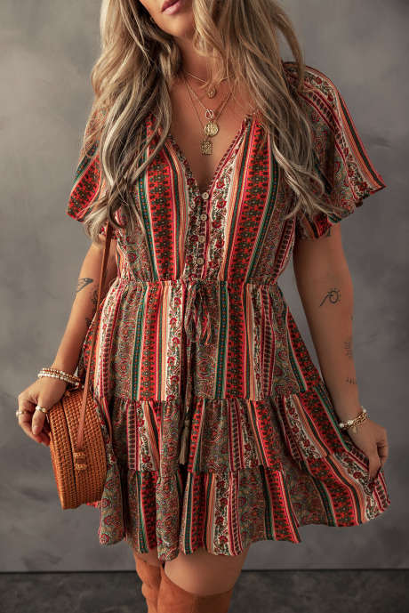 Vestido con escote en V, volantes y botones con estampado floral bohemio rojo