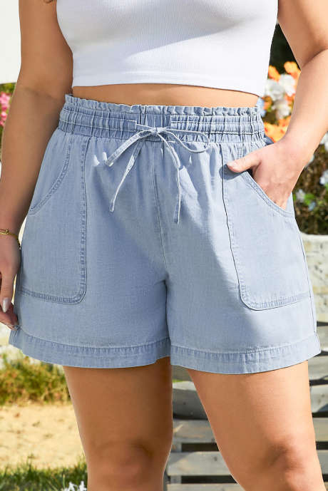 Beau short en jean bleu grande taille à taille haute avec cordon de serrage et poches