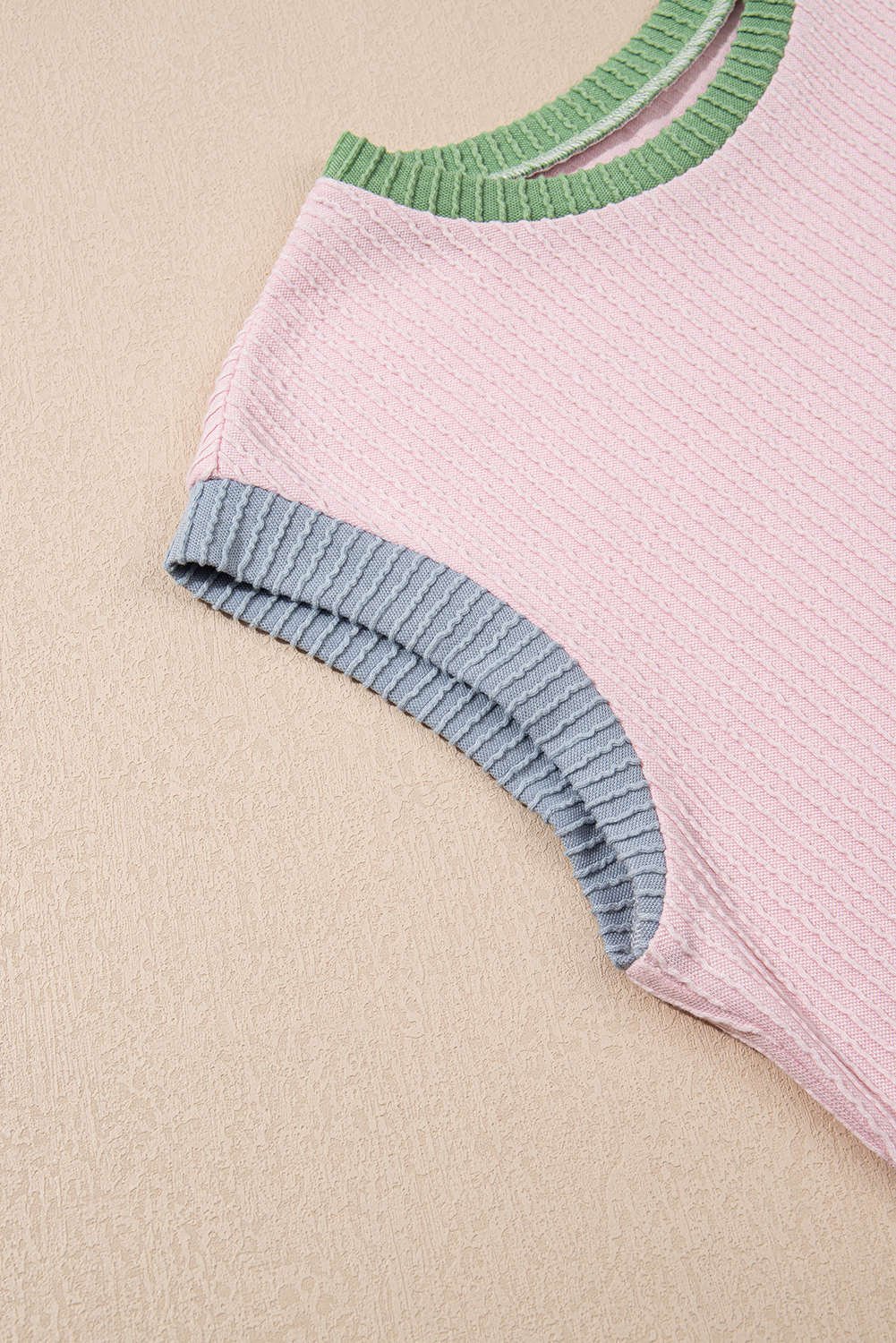 pink t shirt women