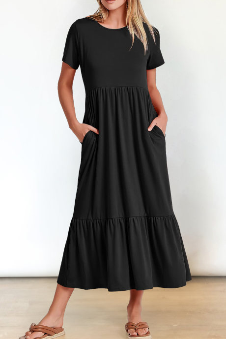 Robe longue noire unie taille haute avec poches et t-shirt