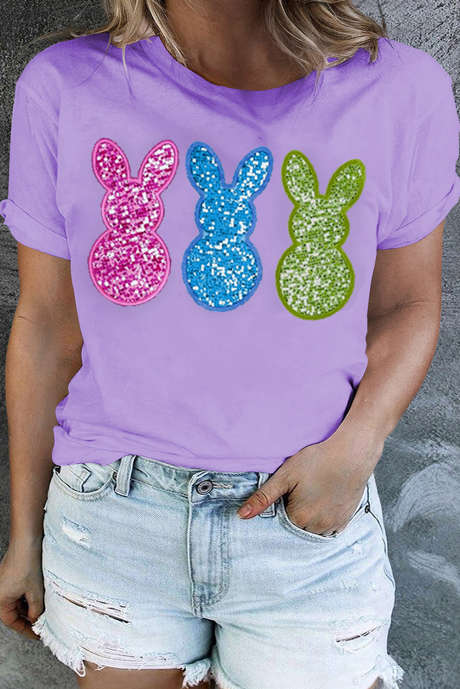T-shirt de Pâques grande taille à imprimé lapin à sequins et pétales d'orchidée
