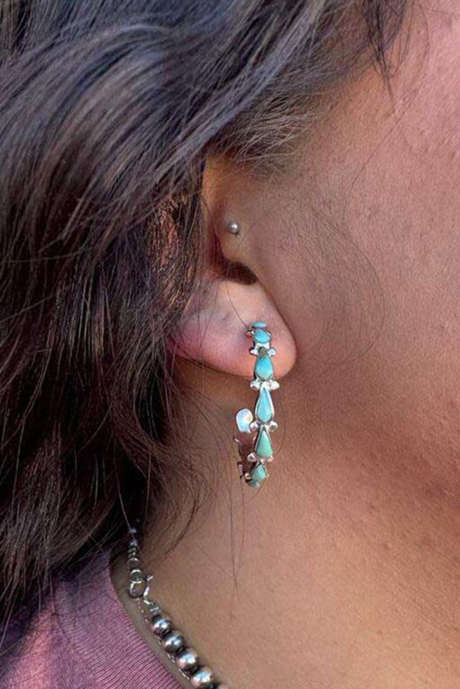 أقراط أذن على شكل حرف C مزينة بزخارف فيروزية من تصميم بوهو