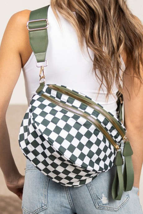 Bolso bandolera grande con estampado de cuadros verde negruzco y correa ancha BH031406-P309