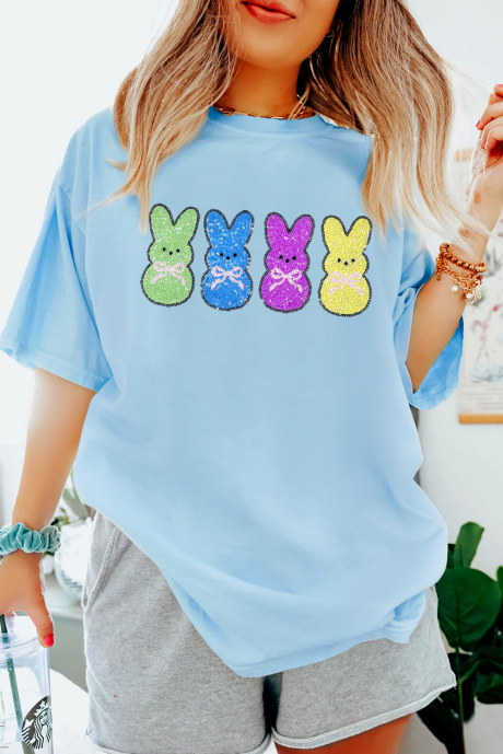 T-shirt casual con grafica coniglietto con paillettes azzurro chiaro