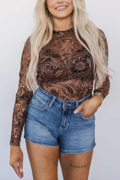 Oprijet top z visokim ovratnikom in azteško mrežasto zahodnjaškim potiskom v kaki barvi