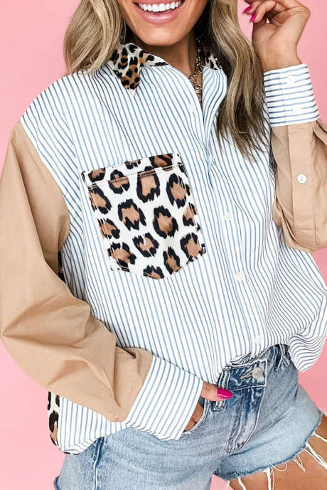 Рубашка в небесно-голубую полоску с цветными блоками и леопардовым принтом, нагрудным карманом и манжетами на рукавах