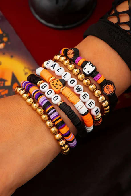 Conjunto de 7 pulseras divertidas de Halloween en color naranja rojizo