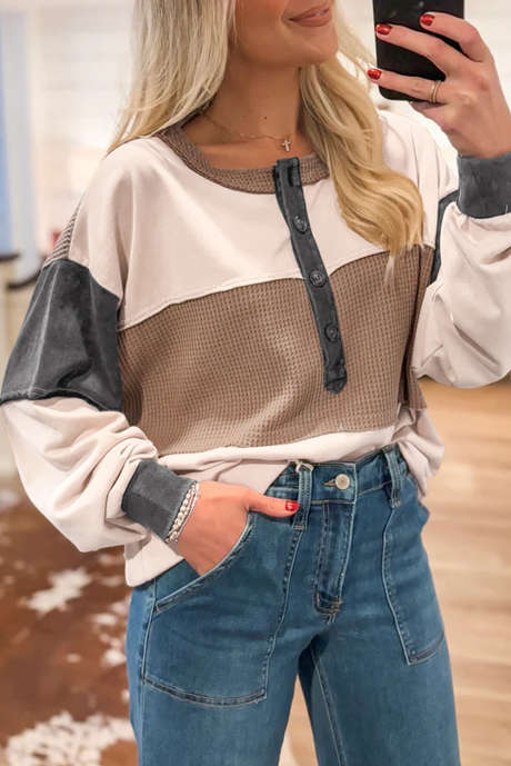 Jet Stream – Lockeres Henley-Oberteil mit Waffelmuster und Farbblockdesign