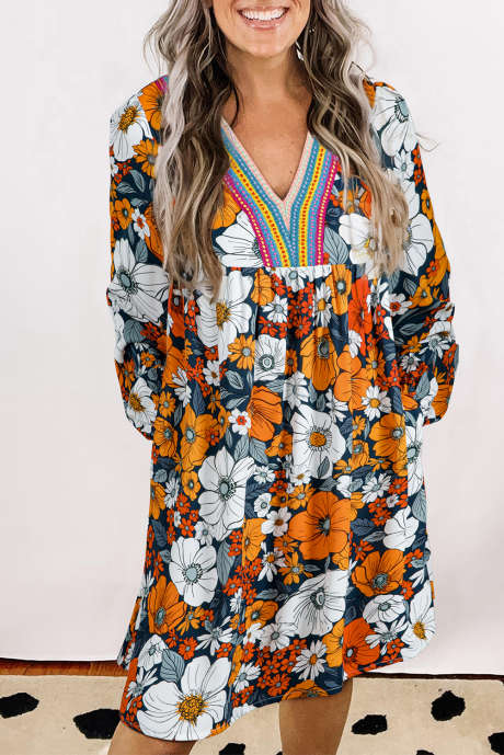 Vestido mini de manga larga con escote en V y encaje a rayas con estampado floral naranja