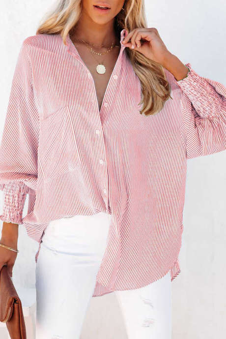 Camisa Boyfriend Listrada Vermelha com Punho e Mangas Smocked e Bolso