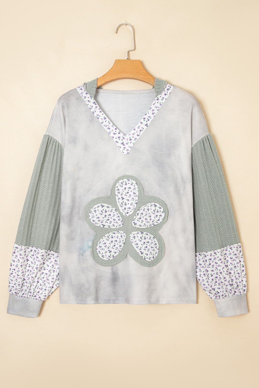 $10.8 Green Floral Patched Waffle Textured Colorblock V Neck