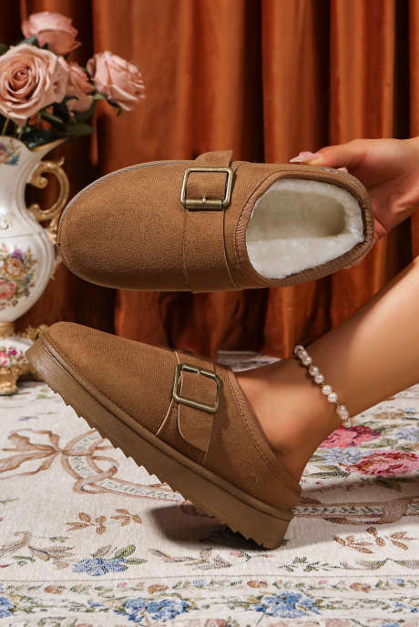 Chinelos de inverno com fivela e detalhes em camurça sintética Camel