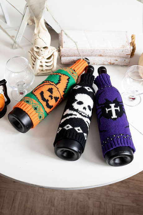 オレンジ色のハロウィンかぼちゃニットの新築祝いワインボトルカバー