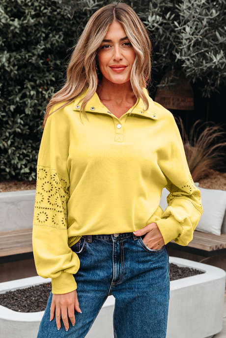 Sweat-shirt à boutons-pression brodé de fleurs jaune crème