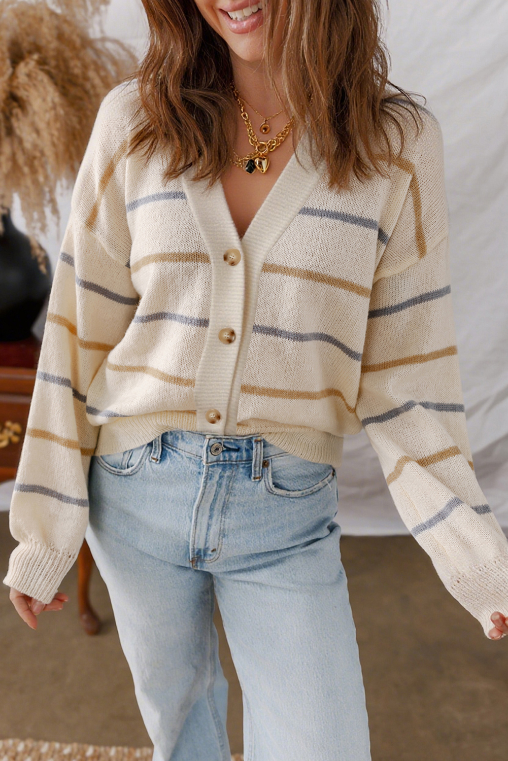 トップス Herlipto Butterfly V-Neck Cardigan トップス Herlipto Butterfly V-Neck Cardigan The Butterfly