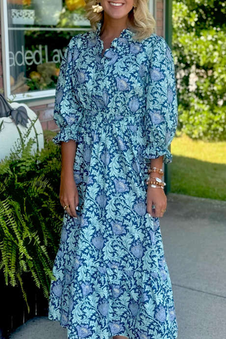 Hemelsblauwe bloemenprint, geplooide V-hals, armbandmouwen en lange jurk