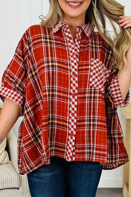 Chemise ample à carreaux rouges et imprimés mixtes à manches mi-longues