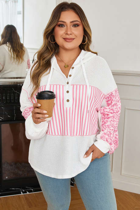 Rosa gestreifter Leoparden-Patchwork-Waffelstrick-Kapuzenpullover mit Knöpfen in Übergröße PL253703-P1019