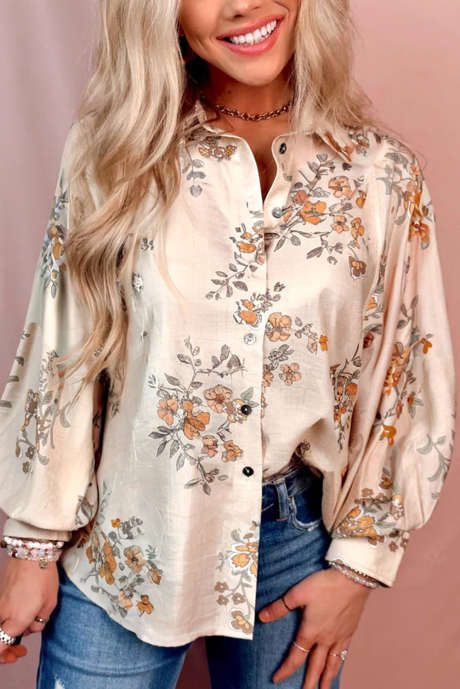 Meruňková květinově potiskaná hedvábná košile s dlouhým rukávem a zapínáním na knoflíky