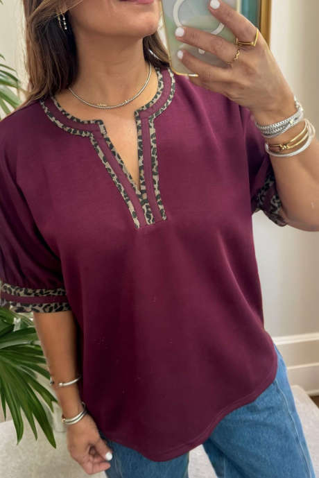 Red Dahlia Plus Size Color Block Leopard Trim V Neck Kurzarmtop