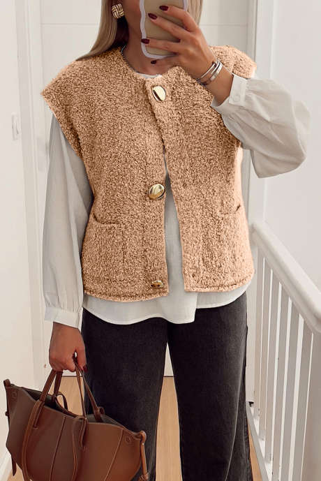 Gilet con tasche pelose e bottoni grandi beige chiaro francese