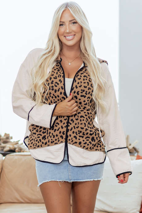 Jaqueta marrom com capuz, patchwork, contraste, debrum, frente aberta, leopardo, estrela