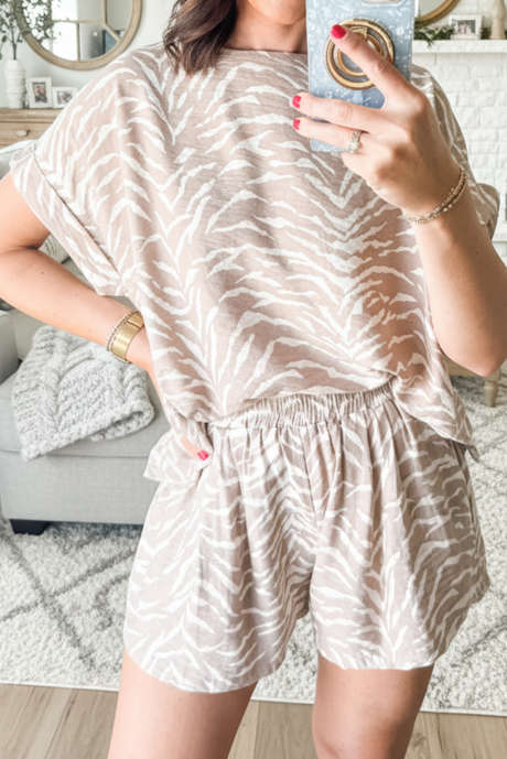 Khaki Abstract Print Cuffed Short Sleeve Loose Top Short Set