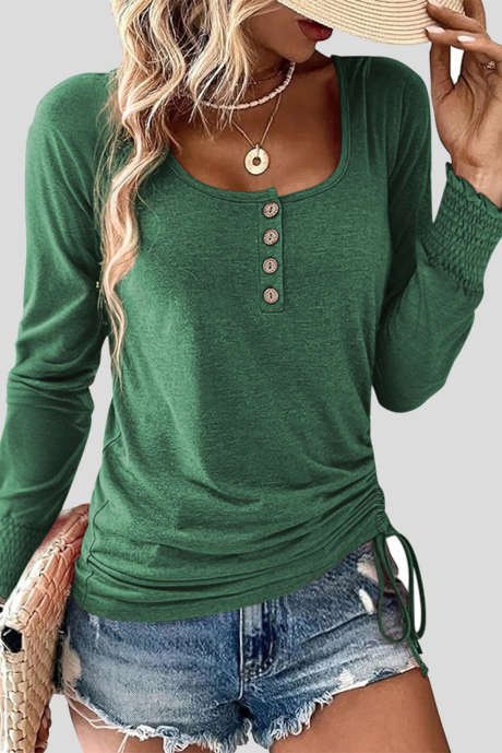 Camiseta Henley verde oscuro con cuello en U, puños fruncidos y cordón ajustable lateral LC25128512-P309