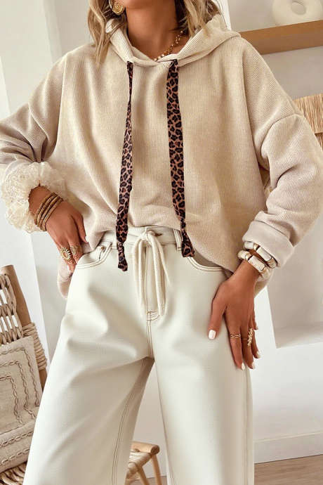 هودي واسع برباط ومزخرف بنقشة جلد النمر الحراري من بارشمنت